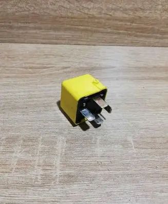BMW 3 E46 Other relay 1378301