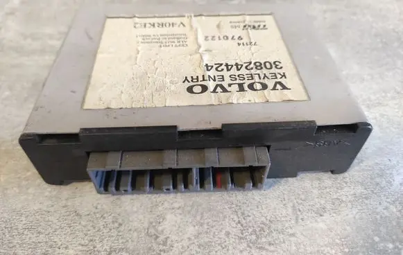 Volvo S40, V40 Other control units/modules 30824424