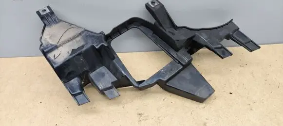 BMW 7 E65 E66 Headlight/headlamp mounting bracket 161698
