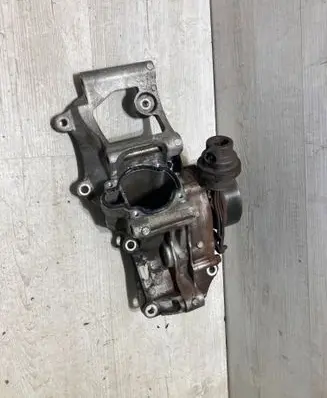 Mini Clubman F54 Water pump 8576281