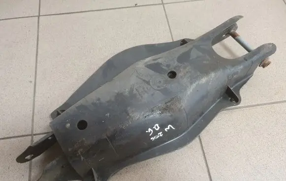 Mercedes-Benz C W205 Rear upper control arm/wishbone A2053521900