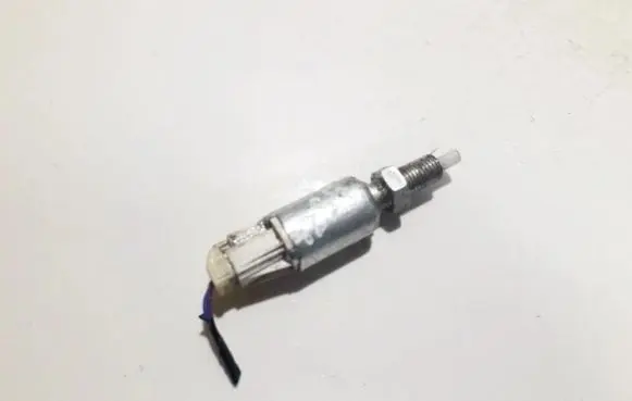 Toyota RAV 4 (XA20) Brake pedal sensor switch