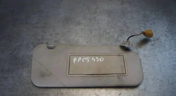 Sun visor