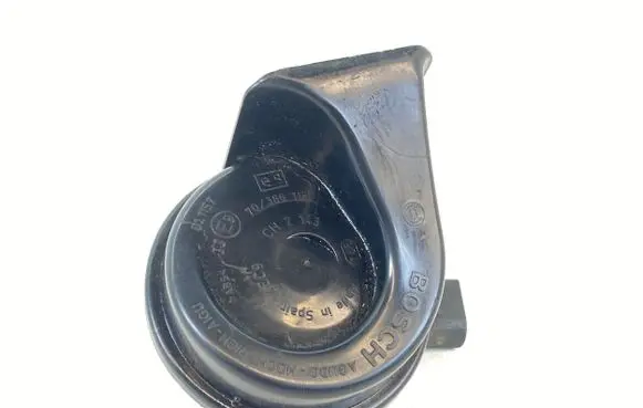 Volkswagen PASSAT B6 Horn signal 703881157