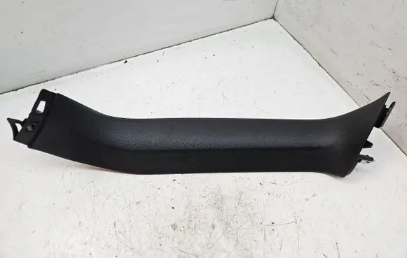 Volkswagen Touran III Tailgate/trunk upper cover trim 5TA867704B