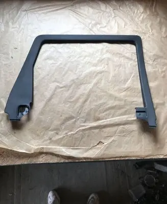 Jeep Grand Cherokee Rear door glass trim molding 66592