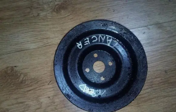 Mitsubishi Lancer Power steering pump pulley 