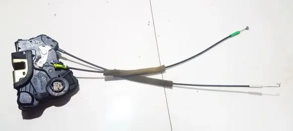 Chevrolet Tacuma Front door lock