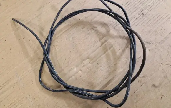 Volkswagen PASSAT B3 Vacuum line/pipe/hose 333201997B