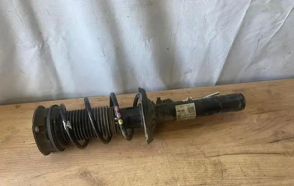 Volkswagen PASSAT B8 Front shock absorber/damper 3Q0413031BM