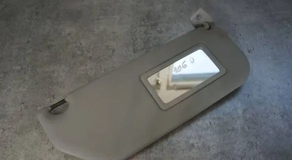 Peugeot 106 Sun visor