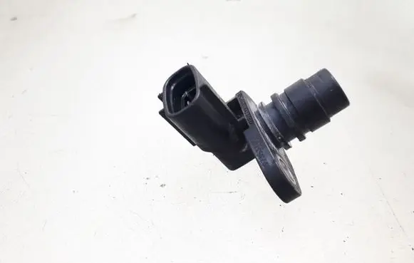 Opel Vectra C Camshaft speed sensor 8973531050