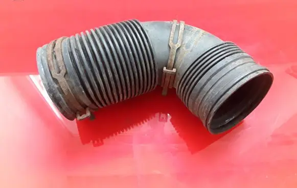 Volkswagen Sharan Air intake duct part 7M0129627AA 95VW9W633AA