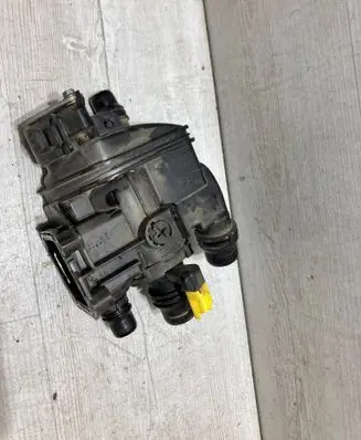 Thermostat/thermostat housing