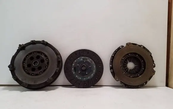 Chevrolet Orlando Clutch set kit 3082654393 1864654111