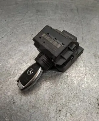 Mercedes-Benz CLK A209 C209 Ignition lock 2095450908 33002409 33002410