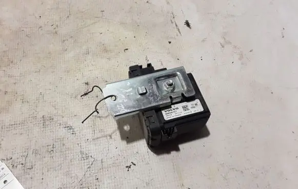 Volvo XC90 Alarm system siren 30659757
