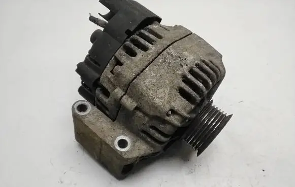 Fiat Doblo Generator/alternator 51784847 408001829 2543484A