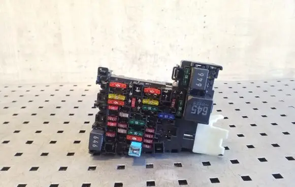 Skoda Octavia Mk3 (5E) Fuse module 5Q0937615C