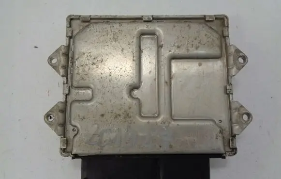 Fiat Punto (188) Engine control unit/module 51879338
