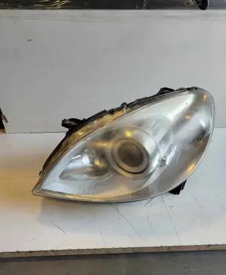 Mercedes-Benz B W245 Headlight/headlamp A1698204561 231200620 0301220285