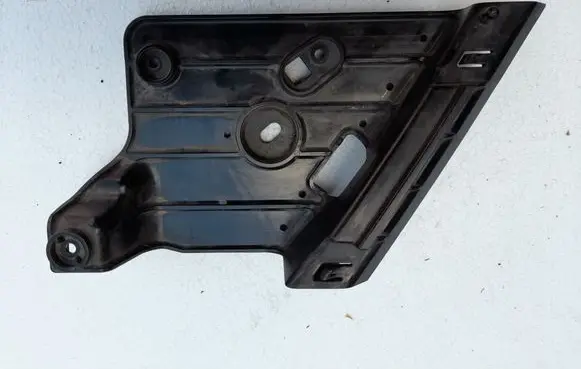 Nissan Qashqai Headlight/headlamp mounting bracket 62044HV00A