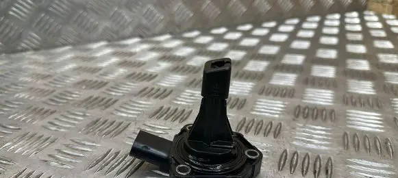 Skoda Octavia Mk3 (5E) Oil level sensor 04L907660C 6PR009629-12