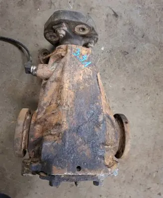 Mercedes-Benz E W124 Rear differential R2013511408