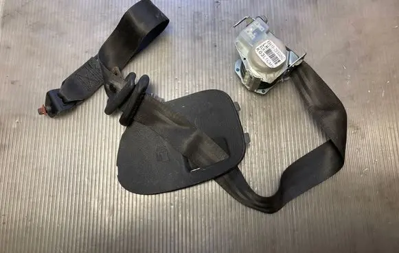 Hyundai Santa Fe Third row seat belt 898102B300HZ