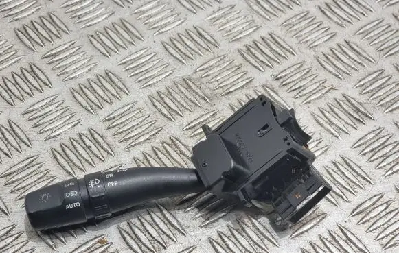 KIA Sorento Indicator stalk 3283AA