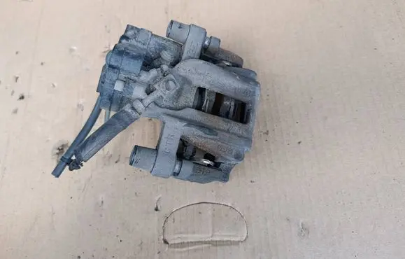 Skoda Octavia Mk4 Rear brake caliper 5R3615405A