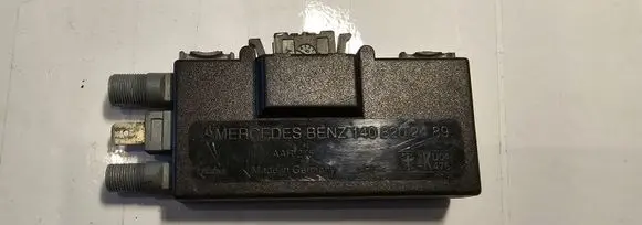Mercedes-Benz S W140 Aerial antenna amplifier 1408202489
