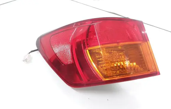 Lexus IS 220D-250-350 Rear/tail lights