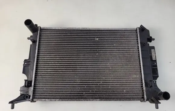 Saab 9-3 Ver1 Coolant radiator 4729588
