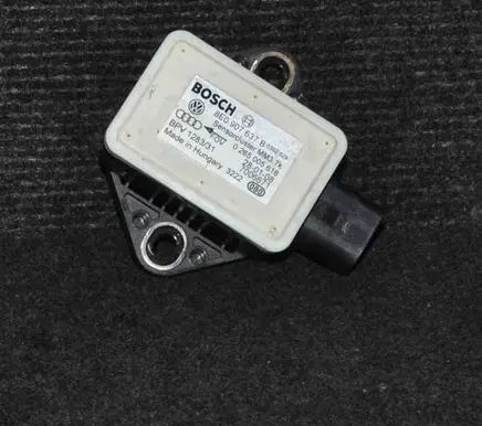 Audi A6 S6 C6 4F Acceleration sensor 8E0907637B 0265005618