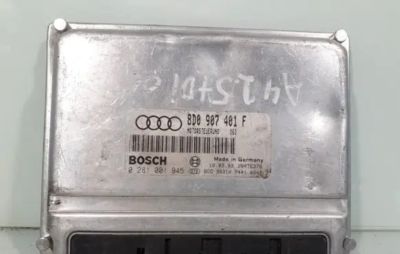 Audi A4 S4 B5 8D Engine control unit/module 8D0907401F 0281001945