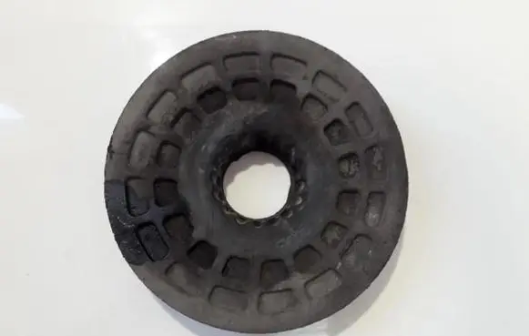 Opel Vectra C Front coil spring rubber mount 9053849696 90538496-96-