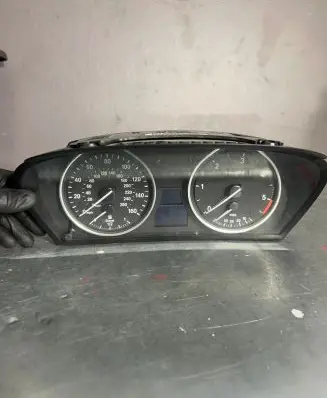 BMW 5 E60 E61 Speedometer (instrument cluster) 62109177262 110080213