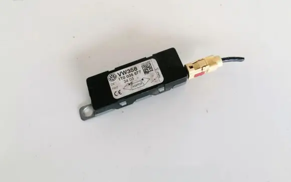 Volkswagen Touran I Antenna control unit 1t0035577