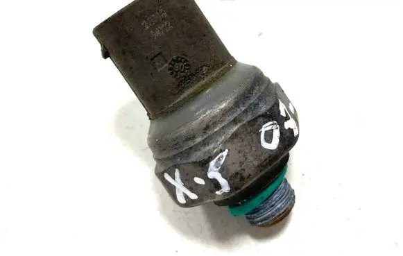 BMW X5 E70 Air conditioning (A/C) pressure sensor 9141957 52CP1706