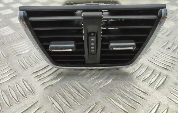 Skoda Octavia Mk3 (5E) Rear air vent grill 5E0819203A