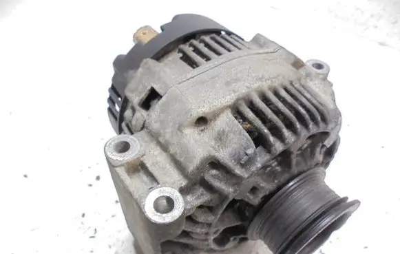Renault Megane I Generator/alternator 7700422237