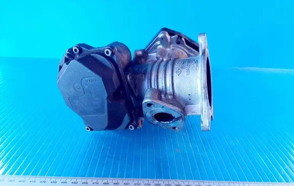 Volkswagen Crafter EGR valve V29007881 03L128063 A2C32356700