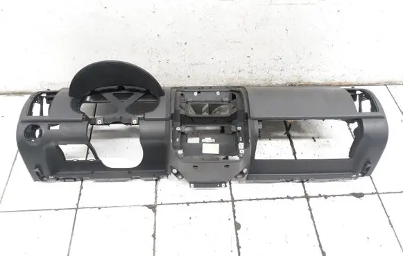 Volkswagen Polo IV 9N3 Dashboard 6Q1857001HP