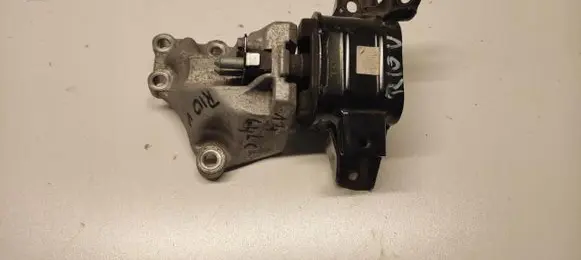 KIA Rio Gearbox mounting bracket G4LC
