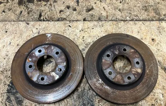 Nissan Juke I F15 Front brake disc 