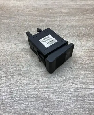 Audi 80 90 B3 Windscreen/window heater switch 893941503