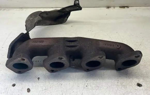 Opel Vivaro Exhaust manifold 788182
