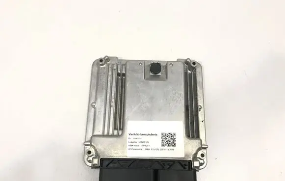 BMW X3 F25 Engine control unit/module 8475351
