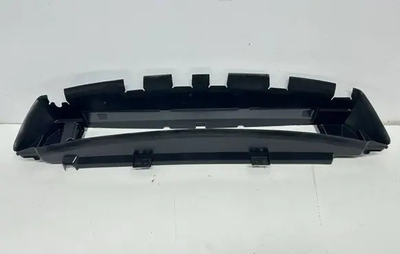 Land Rover Range Rover Sport L461 Intercooler air guide/duct channel N9X28A303A